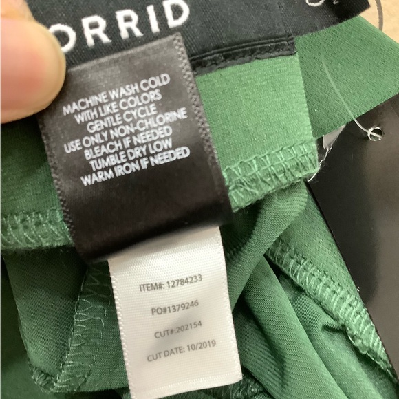 Torrid Green Culotte Pants Wide Legs - Picture 7 of 7